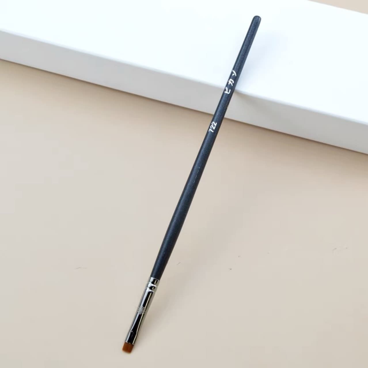 Eye pencil, universal cosmetic concealer brush, contouring 4