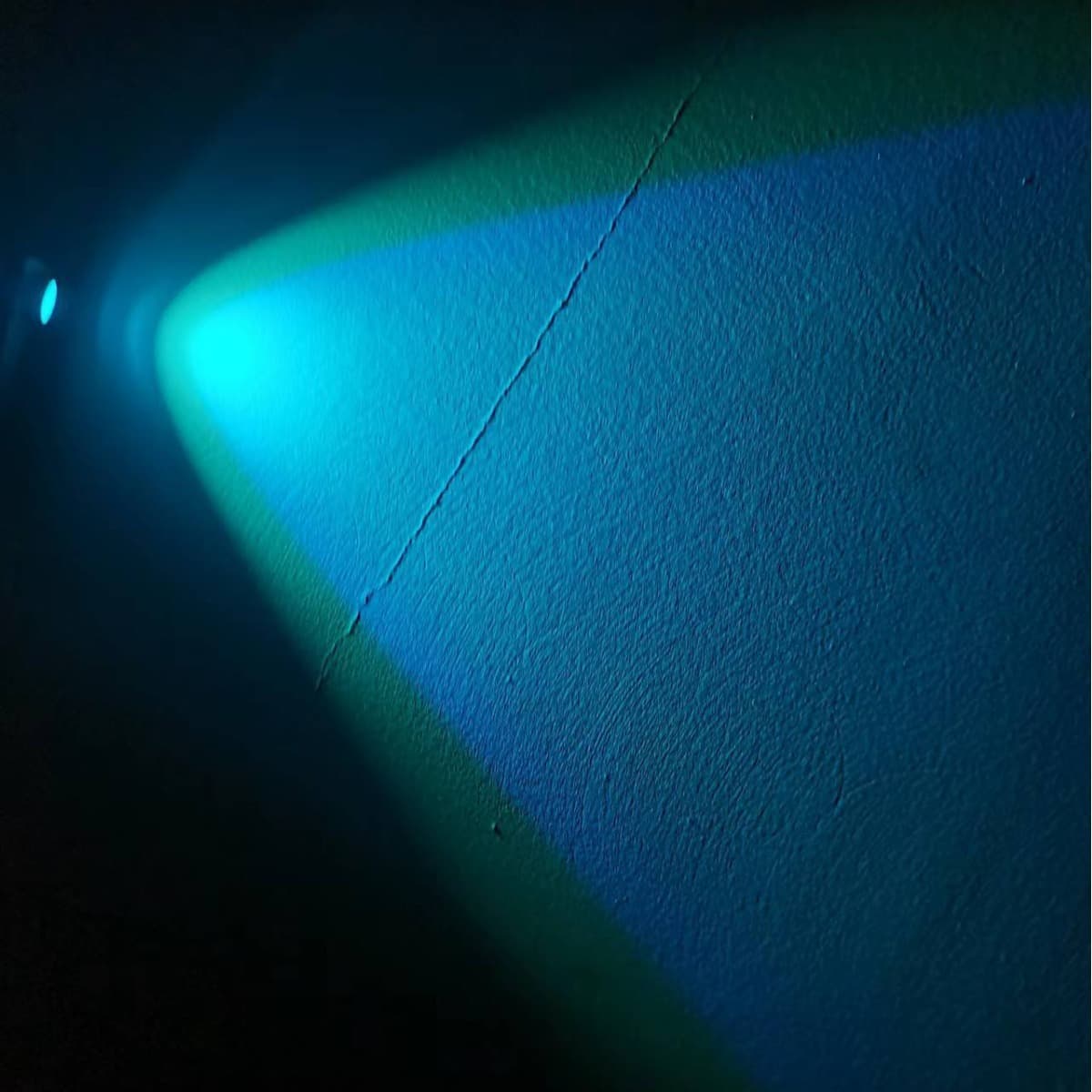 Car sole 8-color induction atmosphere light car indoor LED light three-core lamp bead decorative car light wholesale customization 3