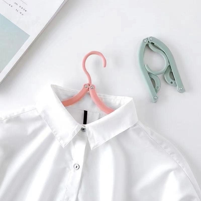 Plastic handheld travel hanger for traveling, shoe last to go out, socks, small drying rack 4