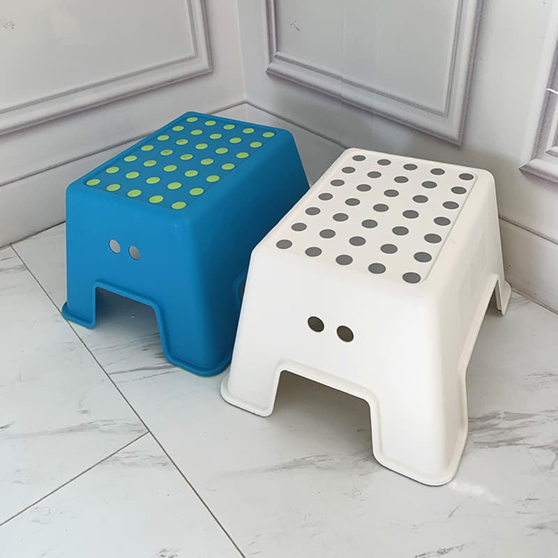 Plastic stool dining table stool to change shoe stool children's low stool bathroom stool square stool fashion small bench A anti -slip stool 2