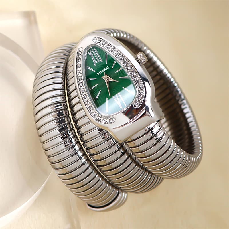 (Cross-border trading), (Wholesale), watch, fashionable bracelet, creative quartz watches 3