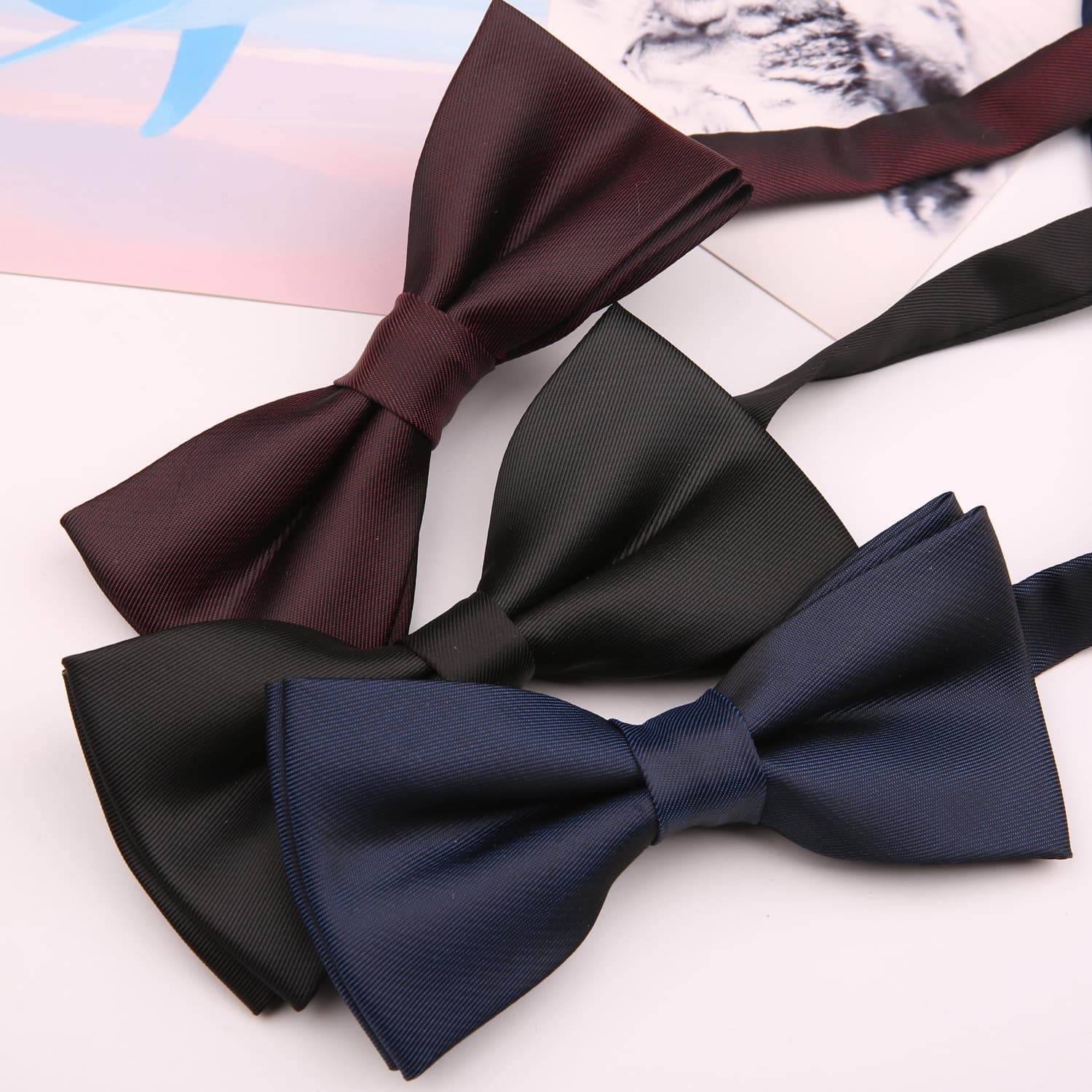 Matte burgundy black bow tie with bow, suit 2