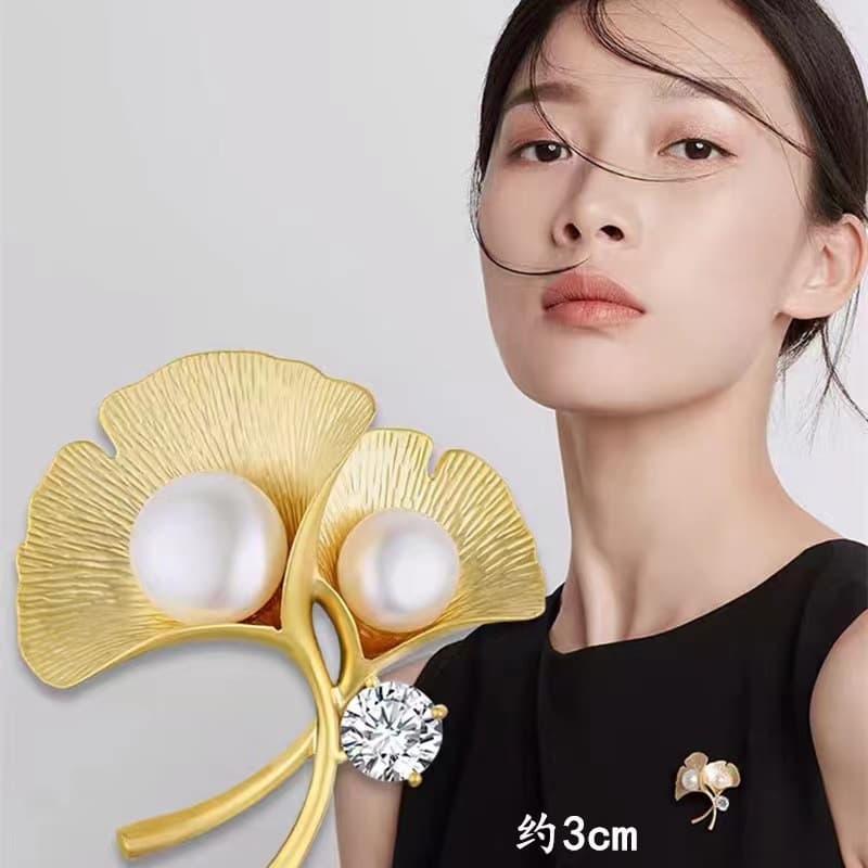 Brooch pearl, protective underware, golden face blush, pin, jacket, suit, accessory, pearl silver, internet celebrity, clips included 3