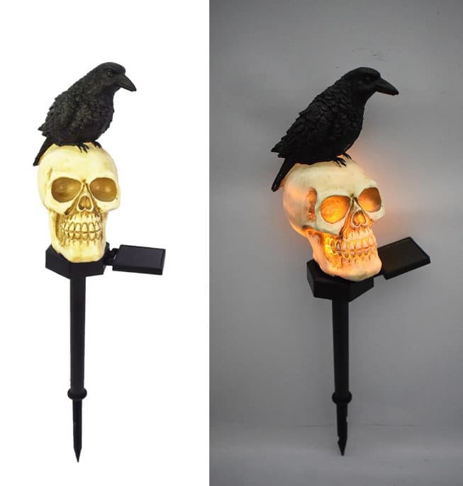 Solar Light Skull Halloween Crow Decoration 2