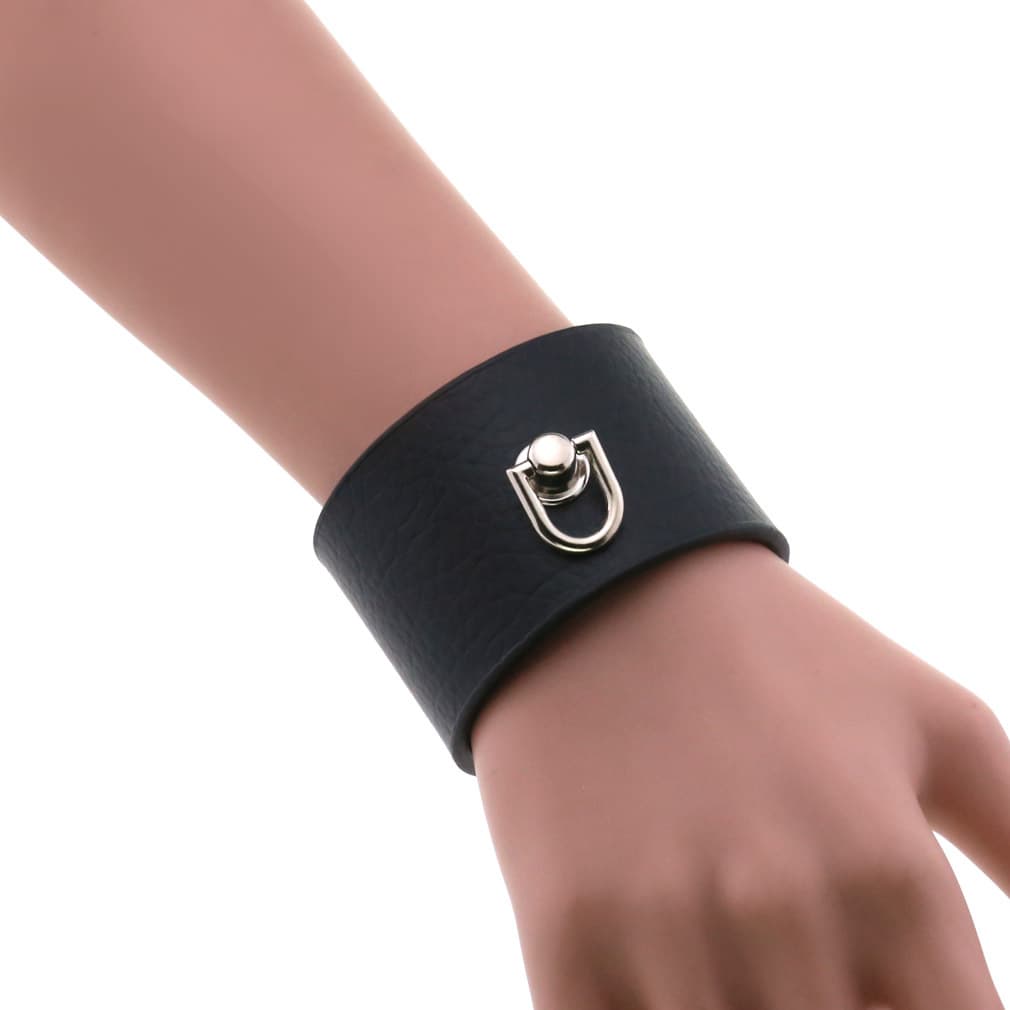Trend polyurethane bracelet stainless steel, simple and elegant design, punk style 2