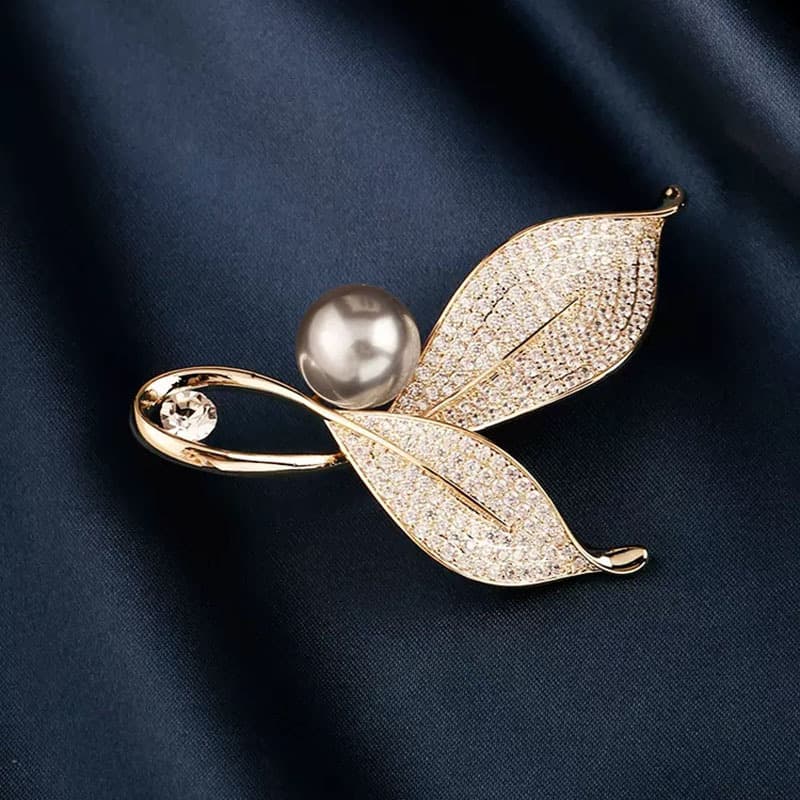 High-end brooch pearl, sophisticated protective underware lapel pin, suit, pin, accessory, 2025 years, Chanel style 3