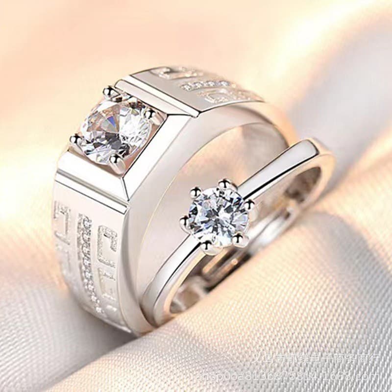 Thousands of people have repurchased the Forever Couple Ring, a pair of zircon rings for men and women, with a heart-shaped opening and a heart-to-heart connection. 1
