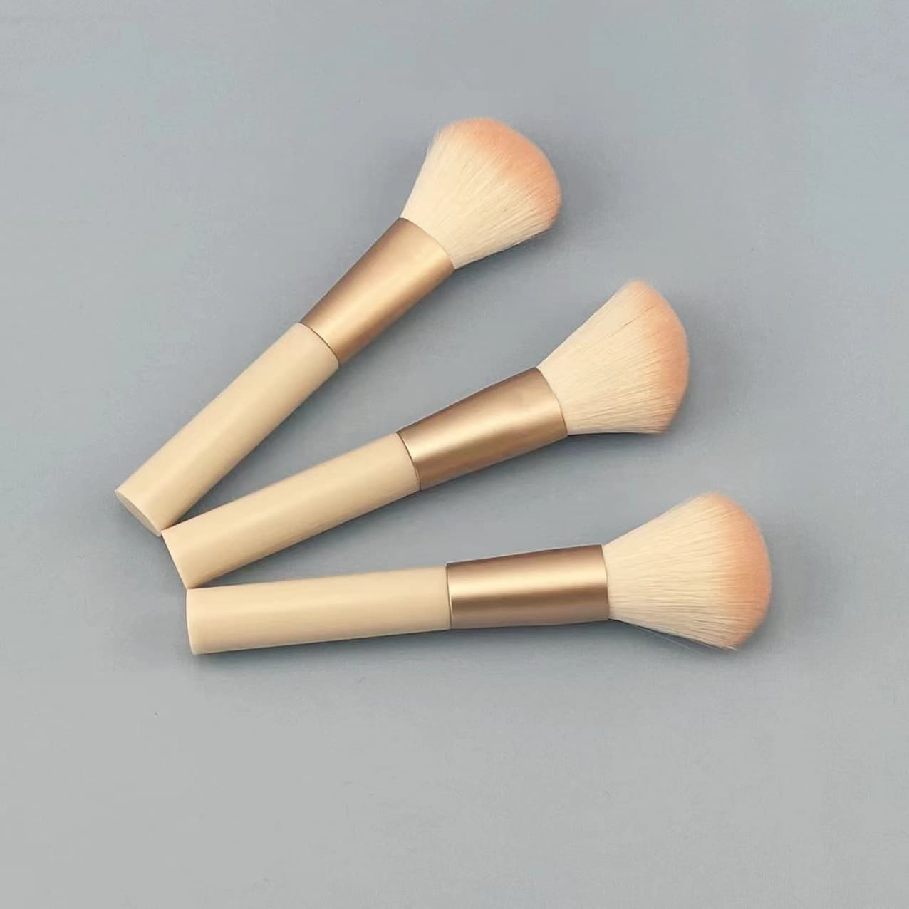 Handheld short loose powder, face blush, cosmetic brush, makeup primer 2