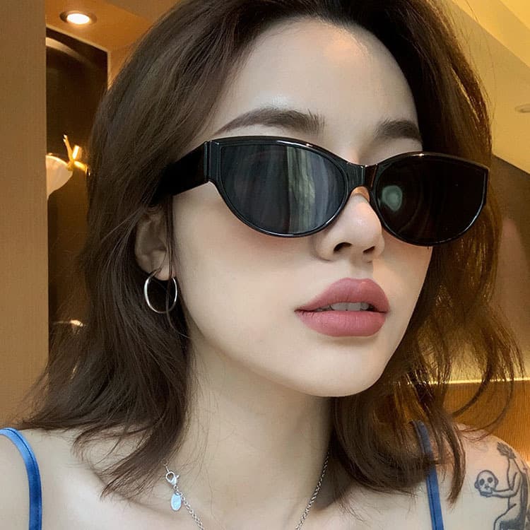 (Cross-border trading), black glasses, sunglasses solar-powered, cat's eye 2