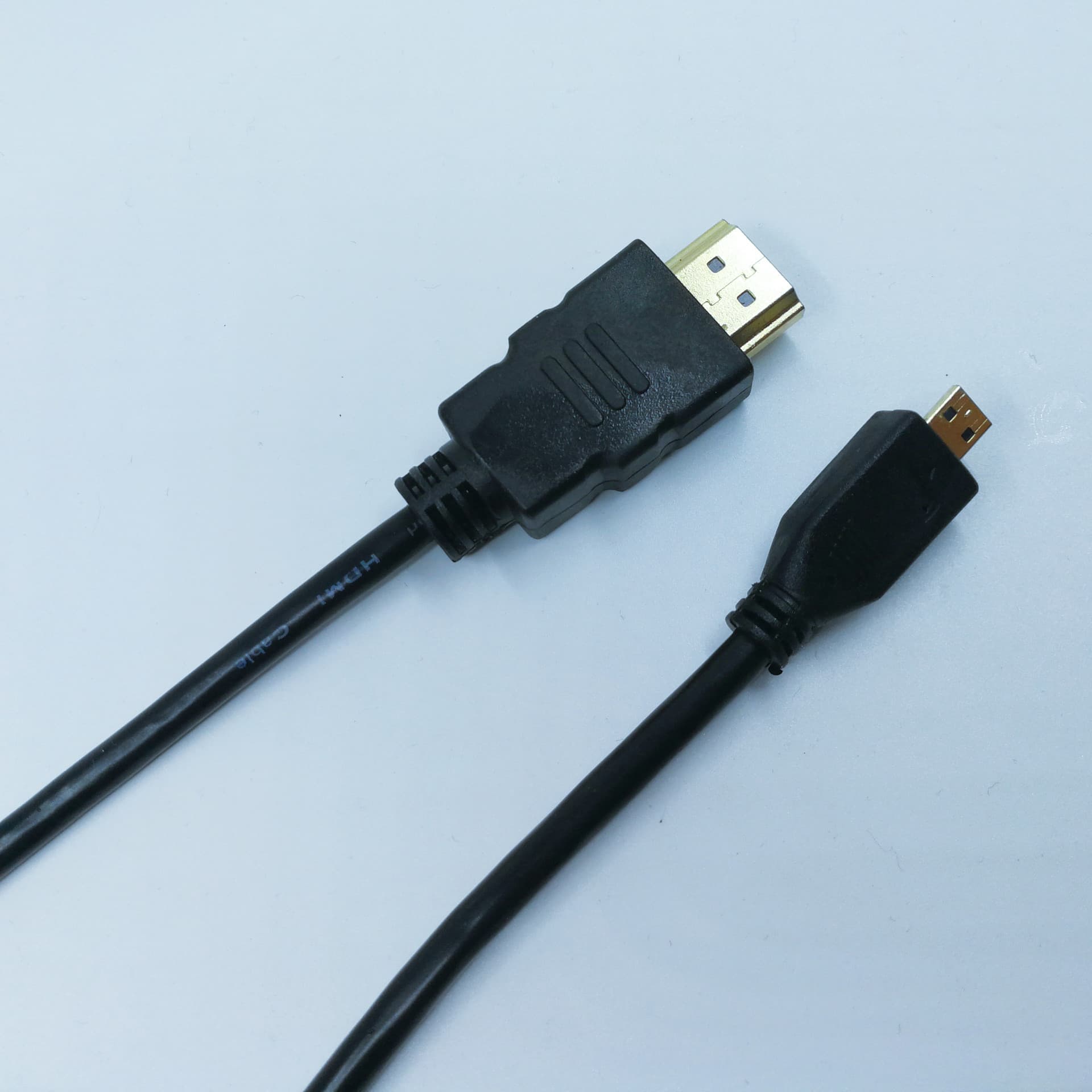 Microhdmi to HDMI line Mike to high -clear line tablet camera 3