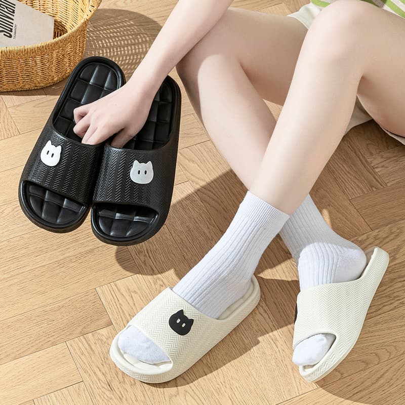 Home cartoon non-slip summer women's slippers, cute men's slippers for bathroom, antibacterial treatment, for beloved 2