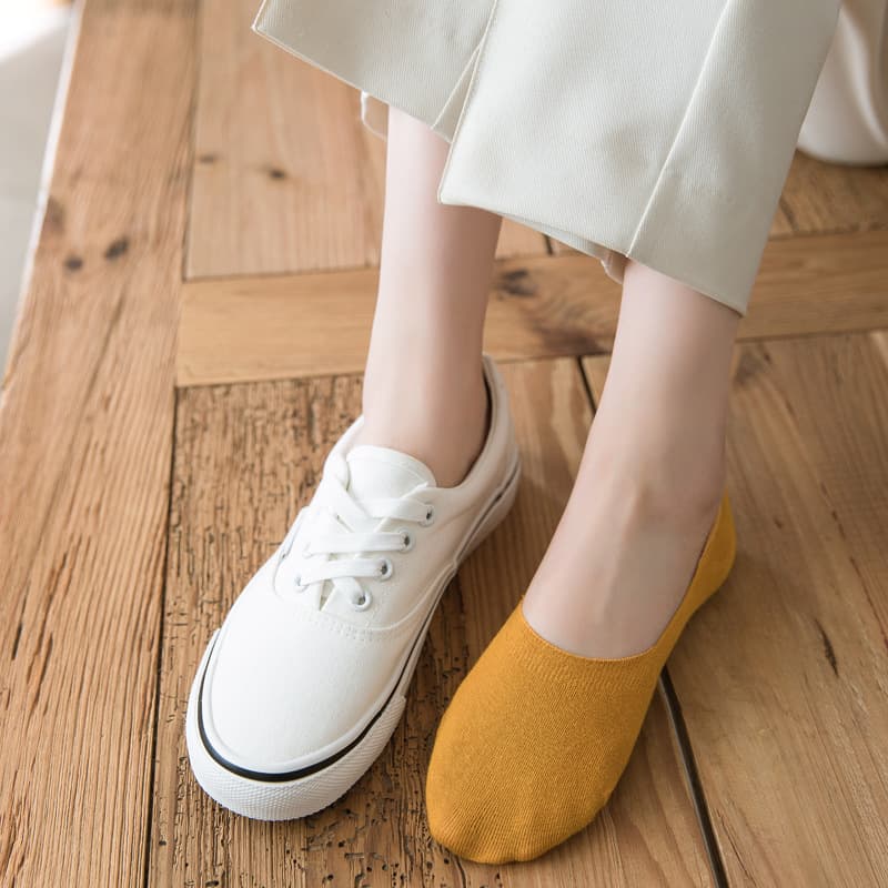 Cotton non-slip summer thin white invisible socks, absorbs sweat and smell 3