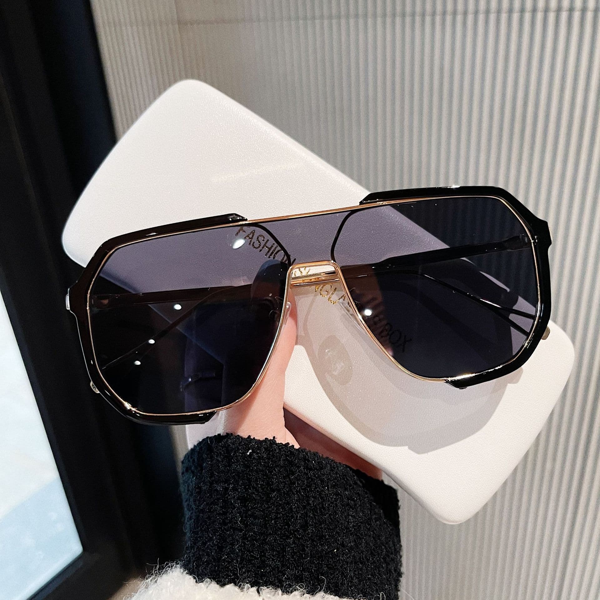 Fashionable sunglasses, brand glasses, city style, Korean style 4