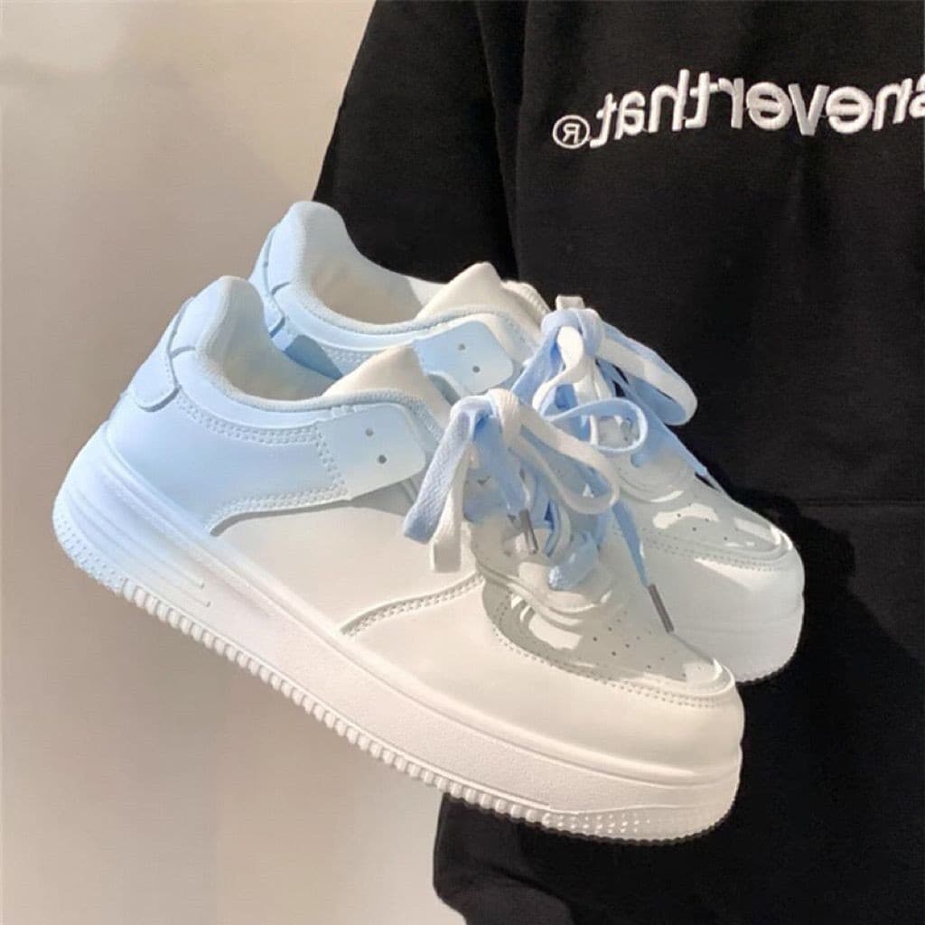 Sports breathable universal white shoes for students, gradient