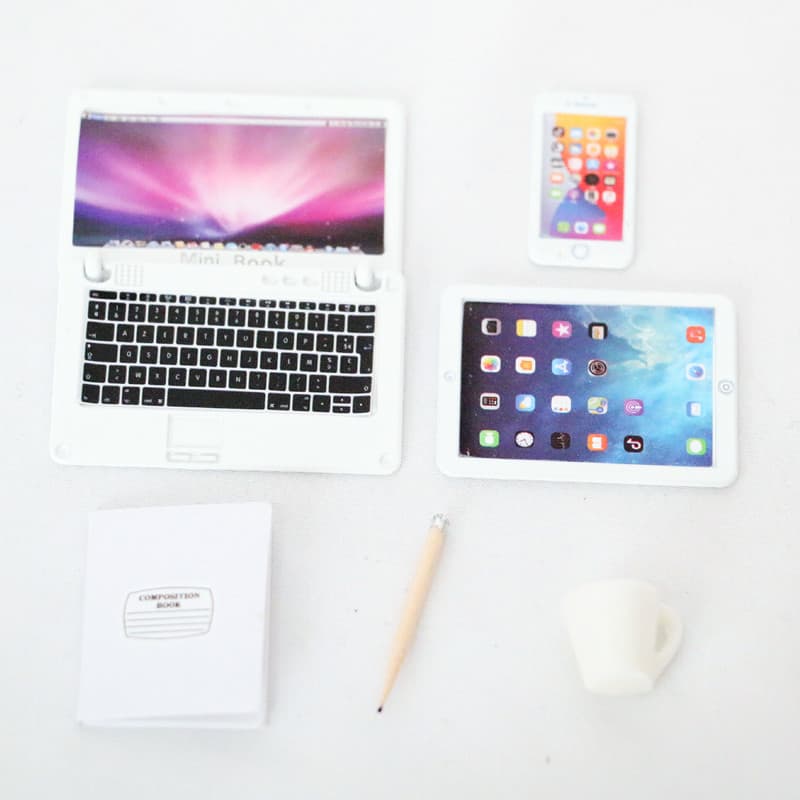 Small doll house, tablet mobile phone, folding realistic laptop, table lamp, set for office 3