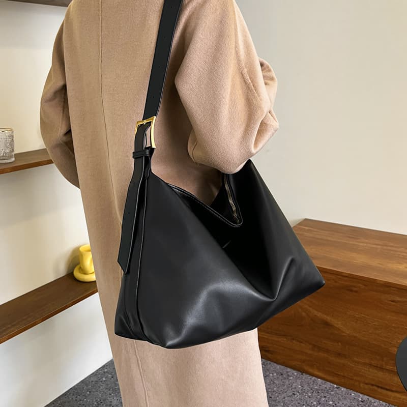 Capacious demi-season shoulder bag, one-shoulder bag, high-end 3