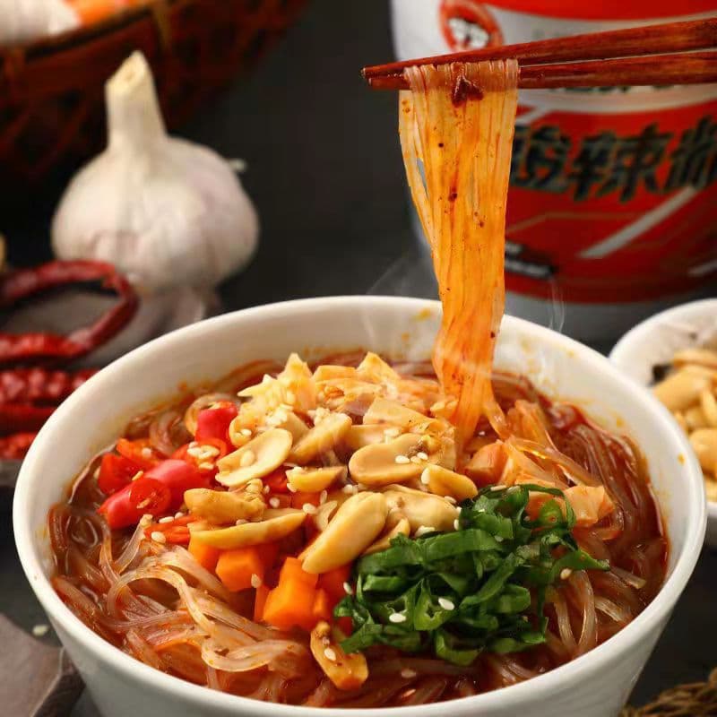 [Free Shipping] Food Tribe’s Classic Hot and Sour Noodles Bucket Instant Noodles Food Snacks Instant Noodles Instant No-cooking 4