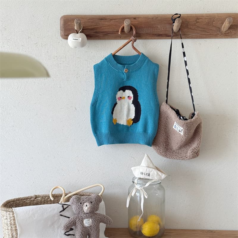 Demi-season keep warm knitted umbilical bandage for men and women, cartoon vest, children's sweater with a round collar 2