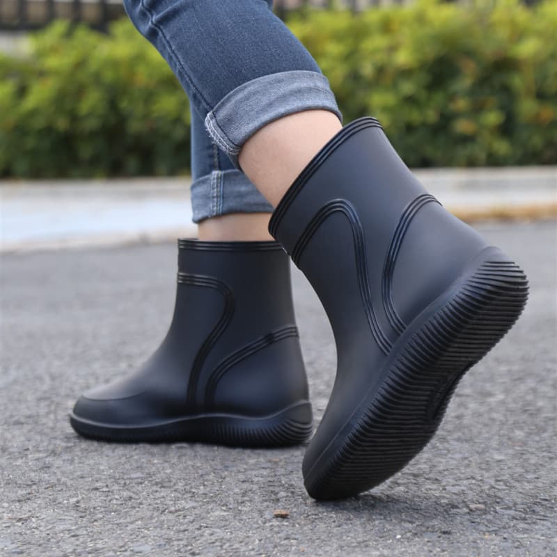 3306 rain boots men and women fashion mid-tube rain boots non-slip waterproof shoes thickened men rubber shoes kitchen work shoes wholesale 4