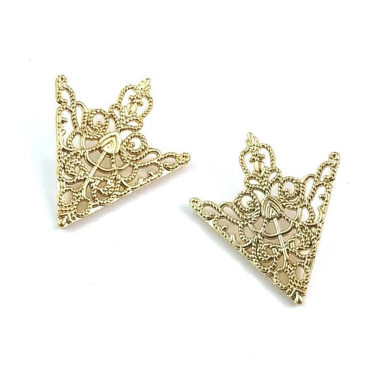 Retro triangle, fashionable accessory for men and women, brooch, badge, European style 4