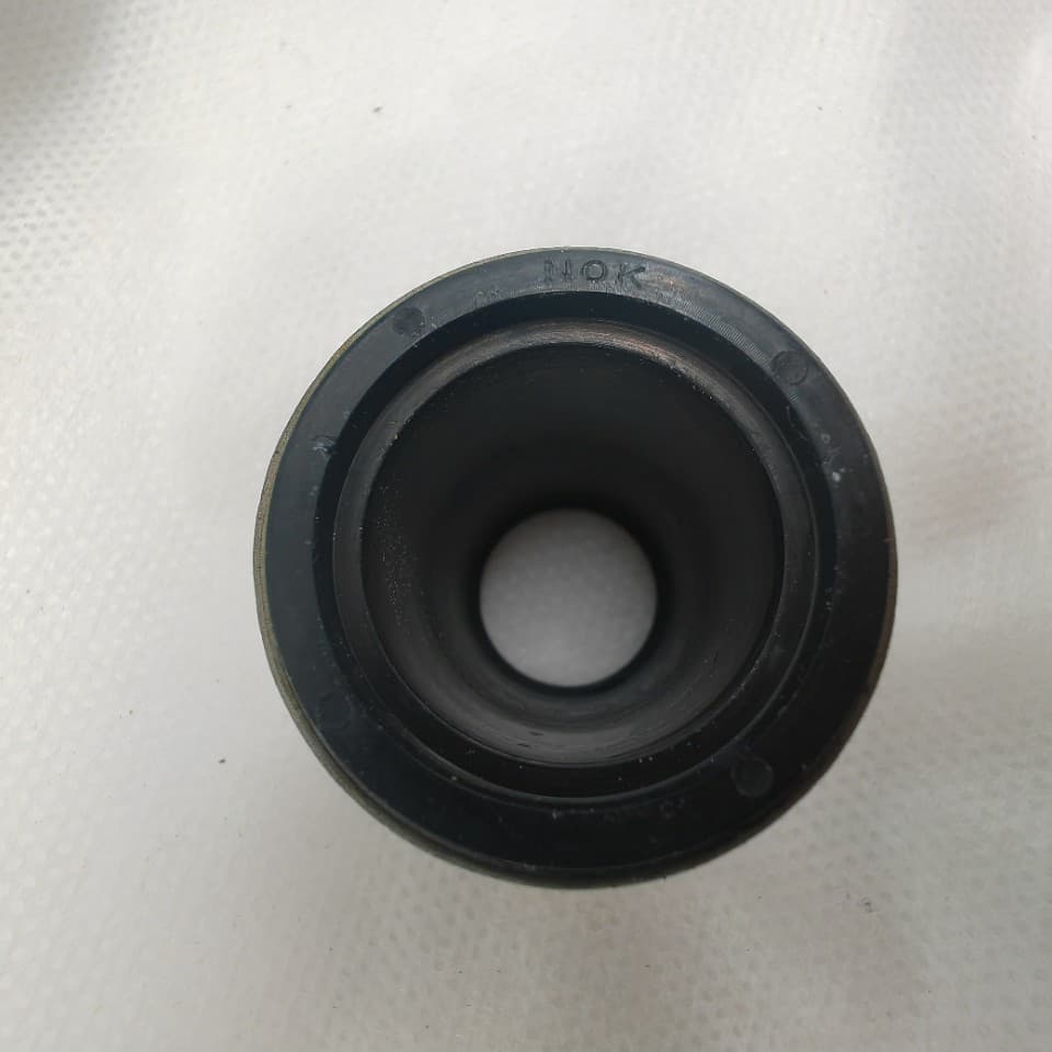 Suitable for Toyota 1kd 2kd auto parts fuel injector 23681-30010 23681-0L010 5