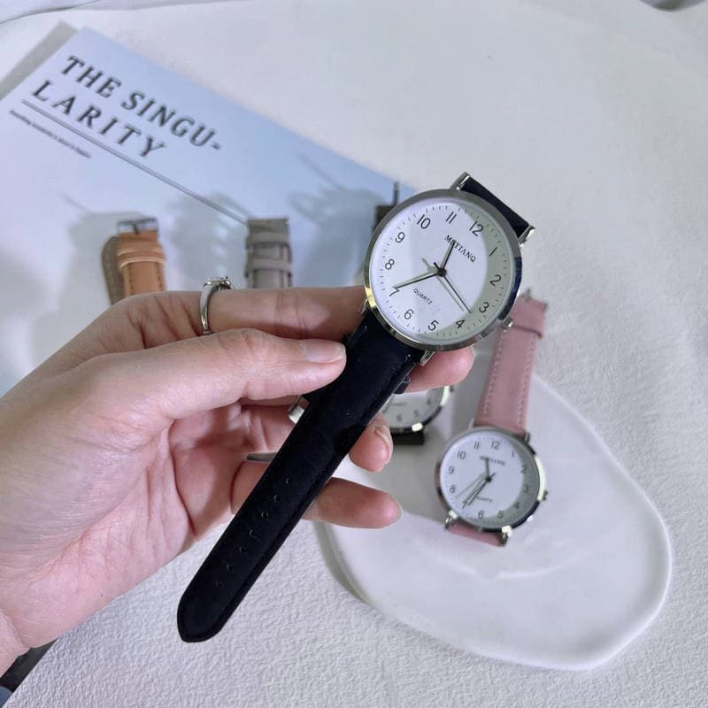 Trend electronic quartz men's watch for men and women, simple and elegant design 4
