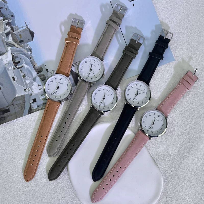 Trend electronic quartz men's watch for men and women, simple and elegant design