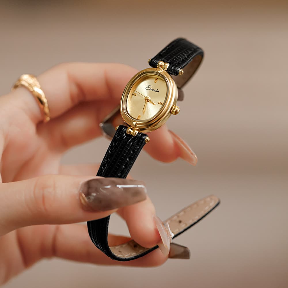 I suddenly like Wang Yuwen's same style watch for women, medieval women's belt, small round watch, fashionable literary niche women's watch 3