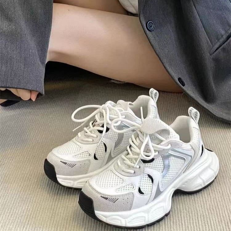 Lightweight sports running shoes for women 2025 spring new mesh campus style Forrest Gump dad shoes versatile casual trendy shoes