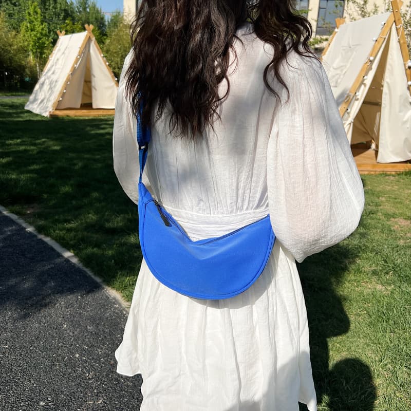 Nylon sports shoulder bag, one-shoulder bag 3
