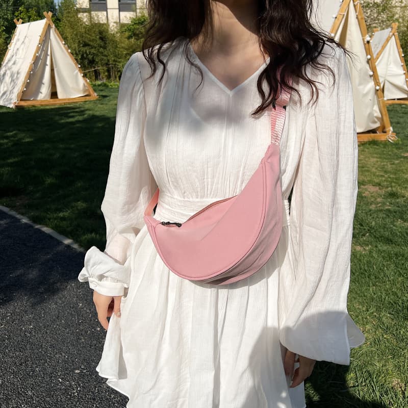 Nylon sports shoulder bag, one-shoulder bag 4