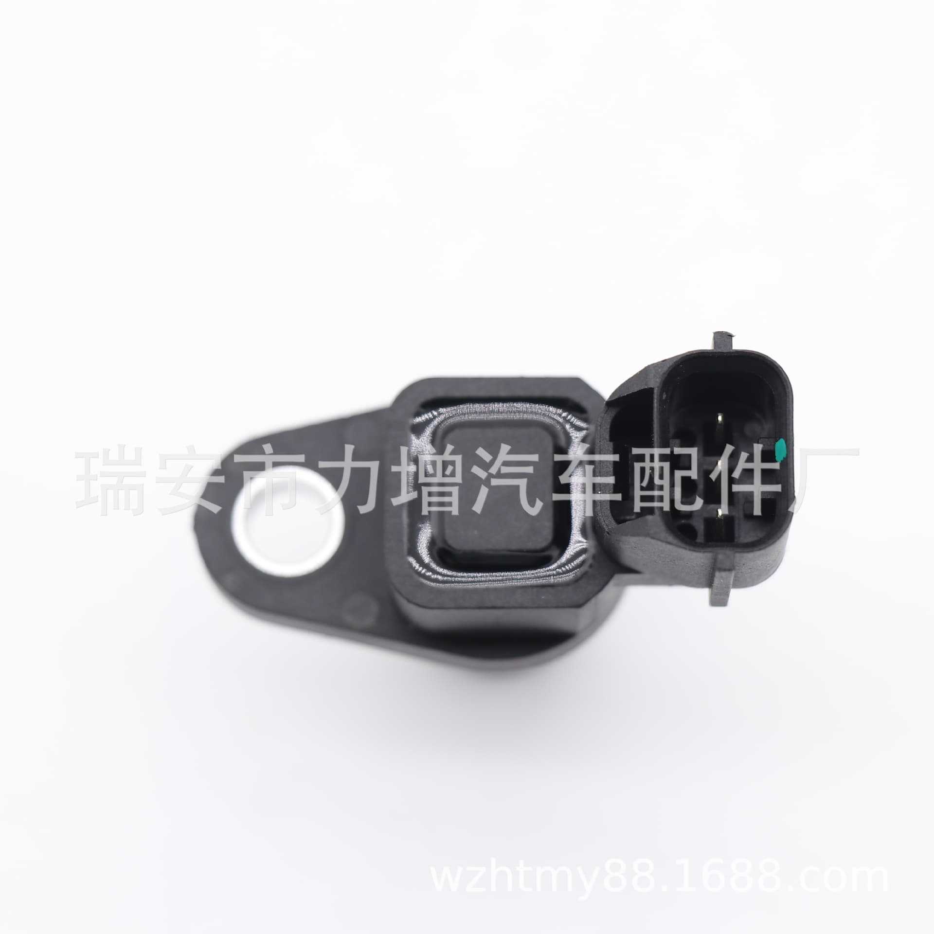 T1060-18660 is suitable for Kubota camshaft position sensor 3