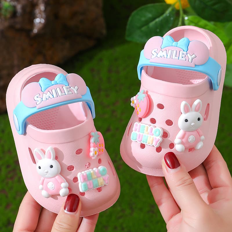 Summer children's sandals, non-slip cartoon children's bag for boys for early age, Crocs-style slippers, soft sole, closed toe