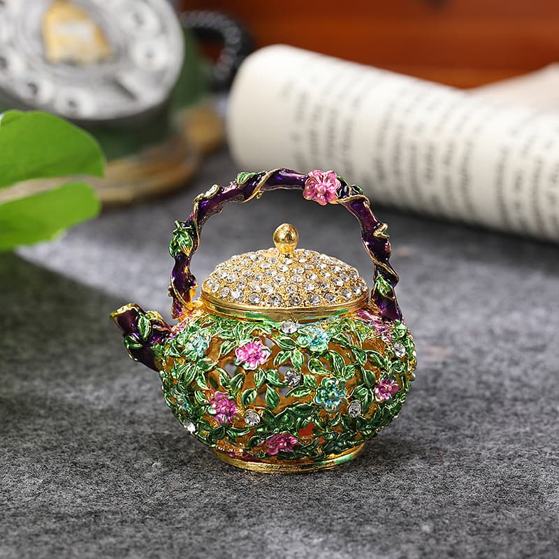Fashionable teapot, jewelry, treasure chest, metal storage box, storage system, light luxury style 1