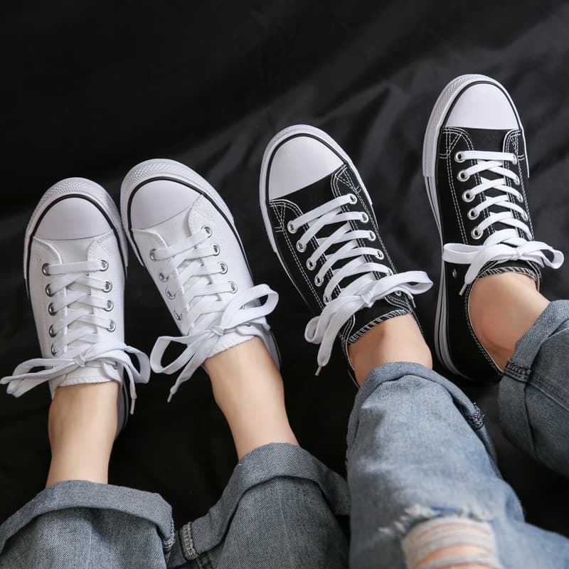 Korean style low-top canvas shoes for men and women, couple shoes, trendy shoes, casual students, retro lace-up low-top sneakers for students