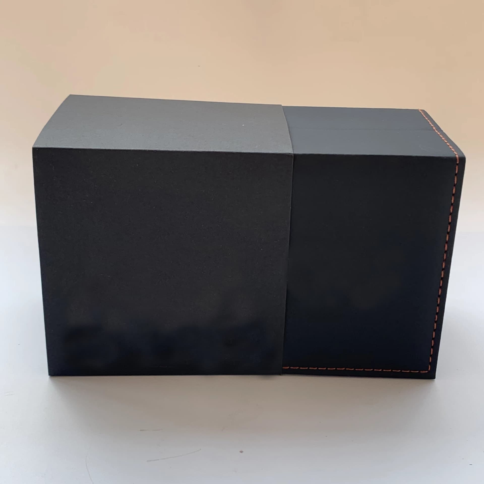 Watch box, polyurethane high-end watch strap, gift box, with your logo imprint 2