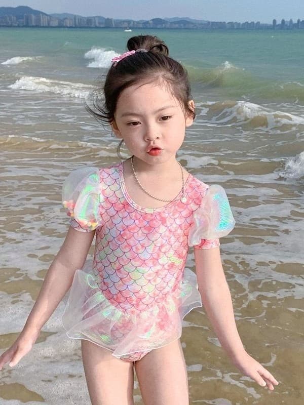 Small princess costume, cute children's swimwear, set for swimming 4