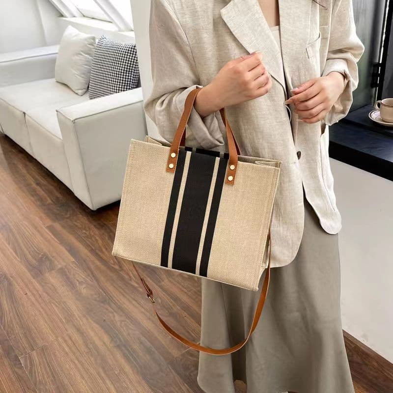 Capacious woven professional shoulder bag one shoulder 1