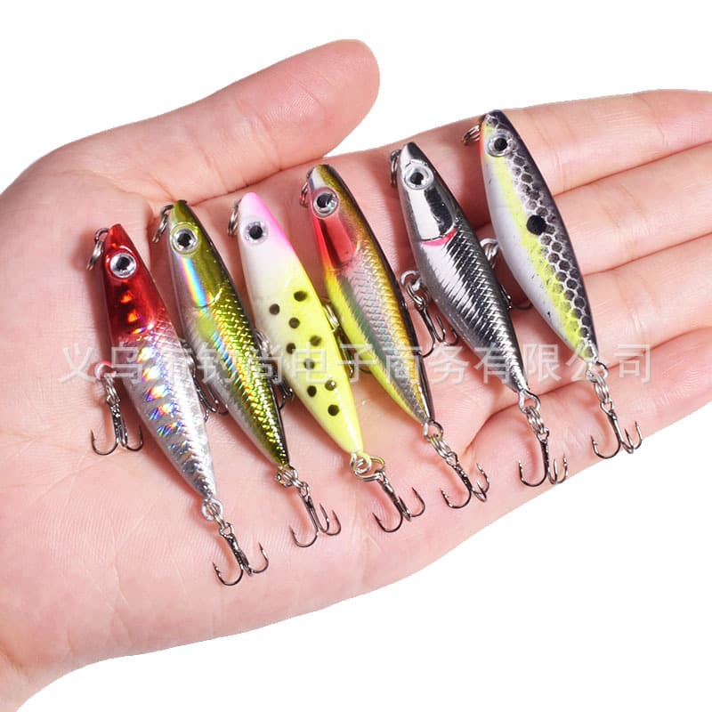 The word of the micro -object dog floating surface is a pencil road sub -bait to fish far and fishing small white strip porn bionic fake bait wholesale 2