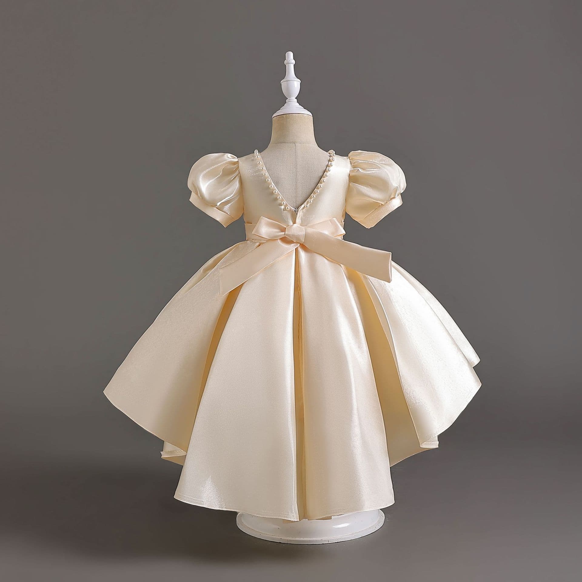 Small princess costume, piano performance costume, evening dress, 2023 collection, puff sleeves 3