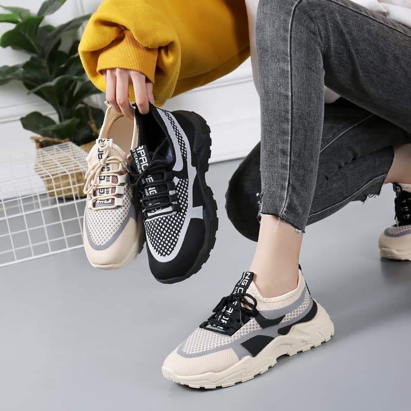 Climbing “mom shoes” for students, ultra light running sneakers
