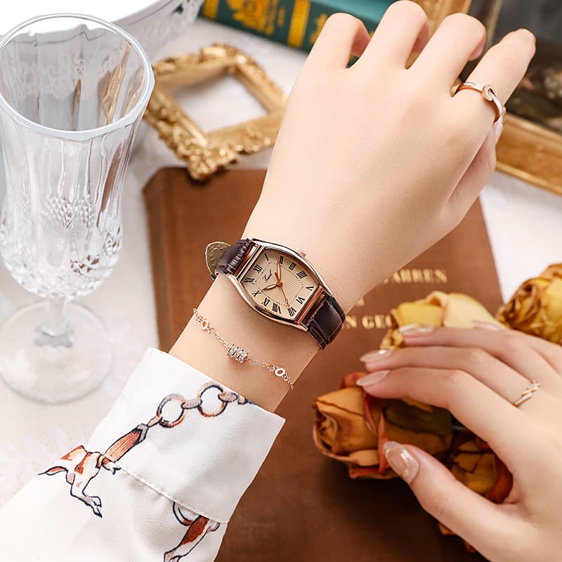 Retro quartz watches, belt, watch, simple and elegant design, (Physicals) 2