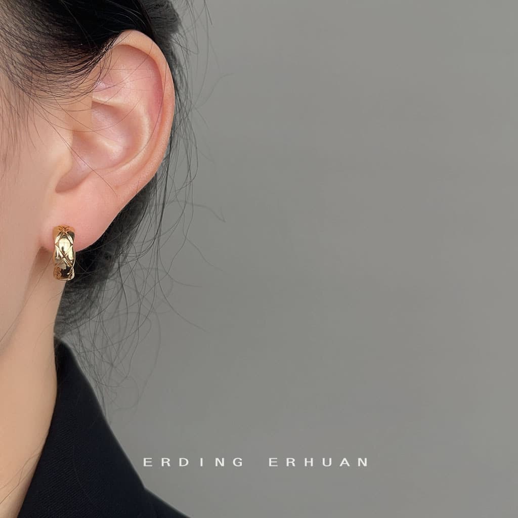 Fashionable universal earrings, accessory, high-quality style, simple and elegant design, 14 carat 2