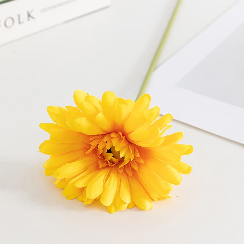 Simulation Flower African Chrysanthemum Spring Pleum Forest Decoration Chrysanthemum Handmade DIY Home Decoration Swing Permanent Flower 4