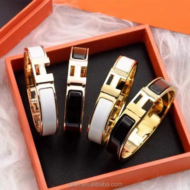 Fashionable classic design bracelet stainless steel with letters, big enamel, letter H, 750 sample gold, for beloved 1