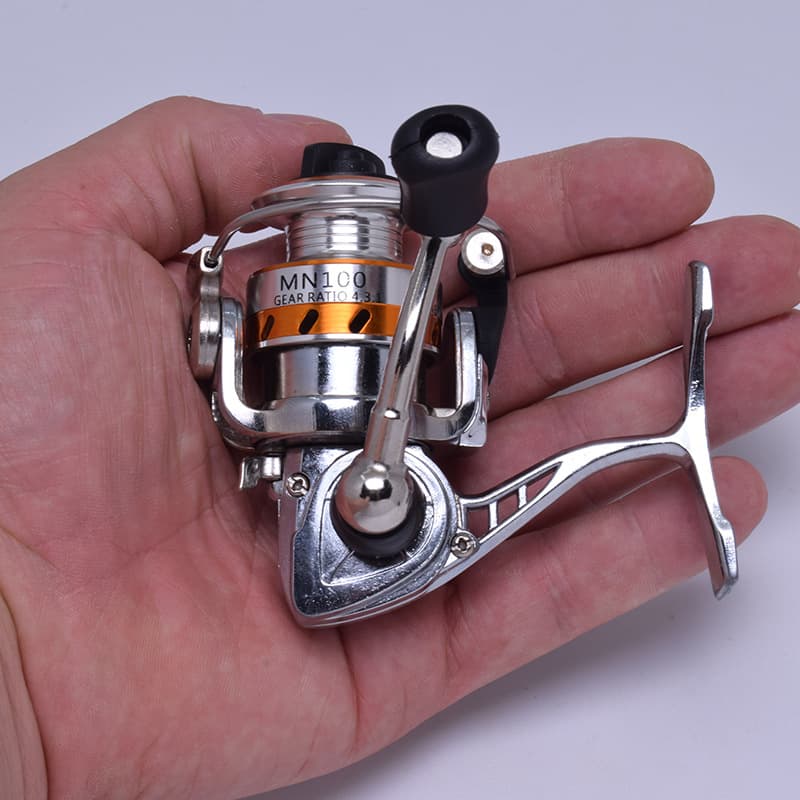 All -metal new metal fishing roll transmission ratio is 4.3: 1 fishing wheel light rotation scroll fishing supplies 2