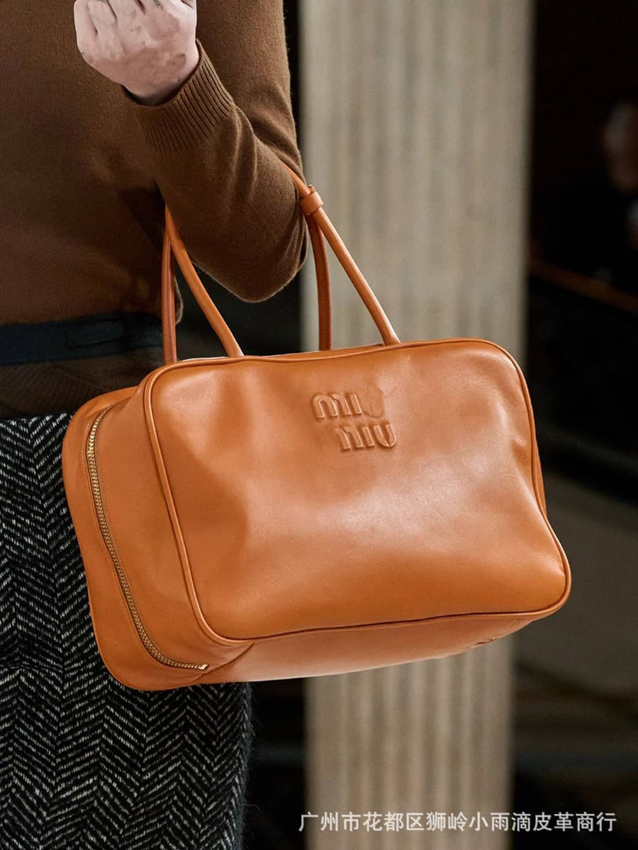 Leather business laptop with zipper, shoulder bag, genuine leather, business version 1