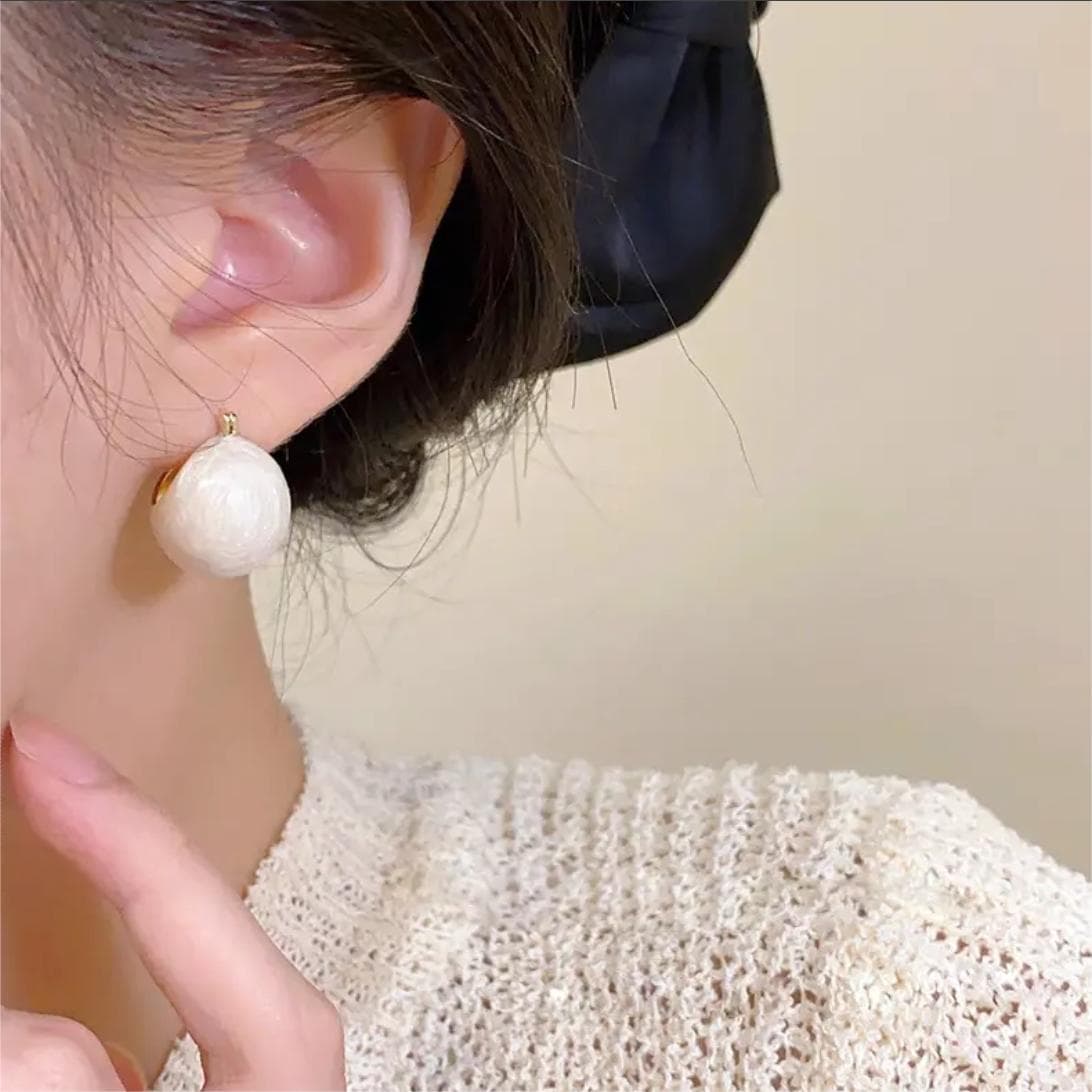 Weidni Acacia Doujiu Red Niche Molespy Light luxury high -grade sensing glaze ear buckle round bean port wind ear decoration 4