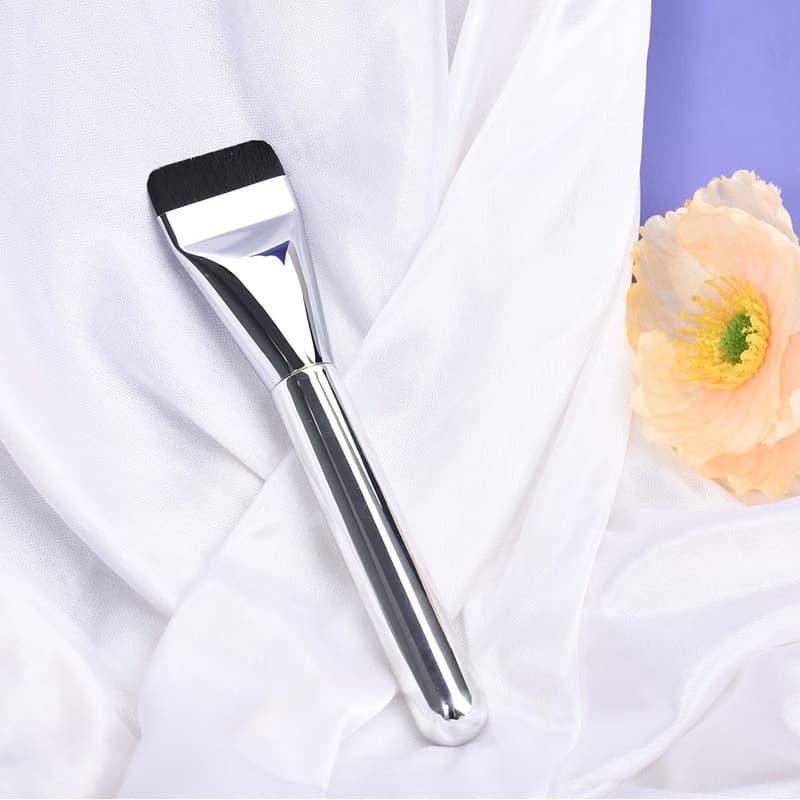 Foundation, base brush, new collection 4