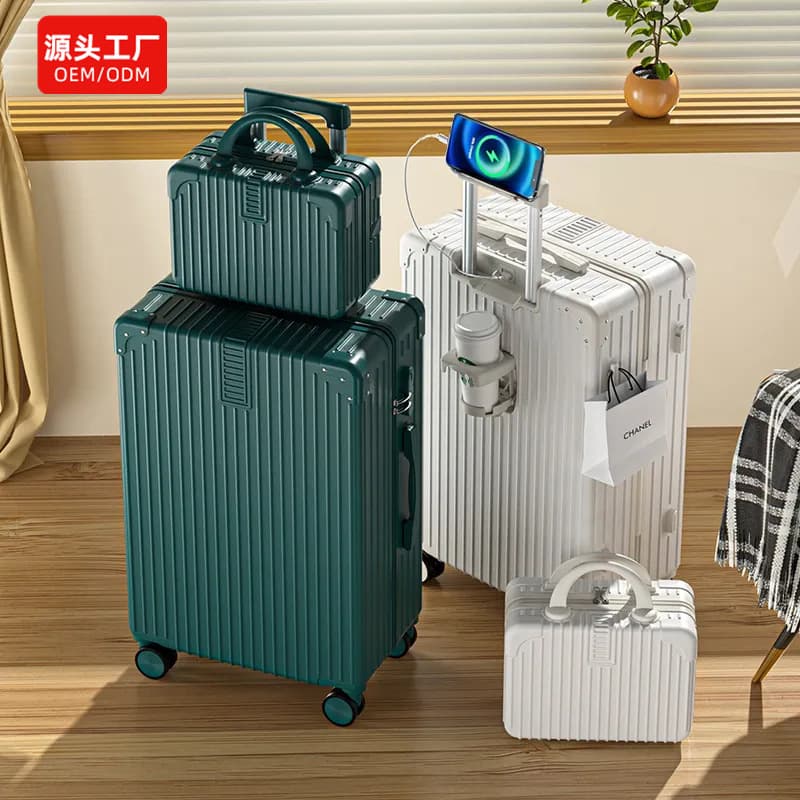 Capacious high quality suitcase with zipper, 20 inch 1
